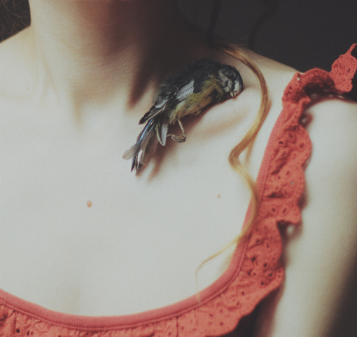 痛到快不能呼吸的傷感說說帶圖片 感到心情低落時發(fā)的說說12