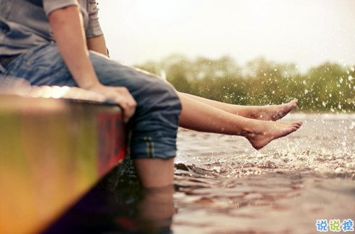 有詩(shī)意和哲理的關(guān)于人生和愛(ài)情的圖片說(shuō)說(shuō) 跨越漫長(zhǎng)歲月長(zhǎng)河與你相遇2