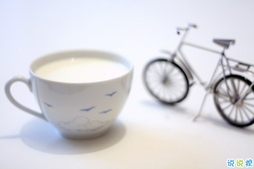 朋友圈晚安說(shuō)說(shuō)致自己一句話 睡前一句晚安說(shuō)說(shuō)帶圖片6