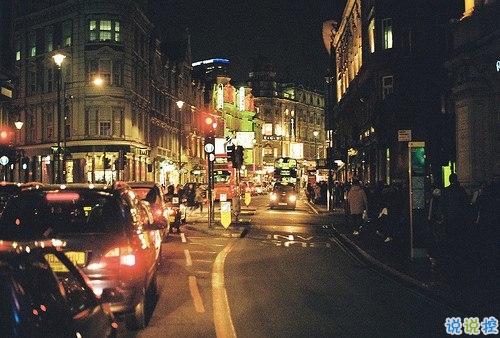 qq文字控愛(ài)情哲理說(shuō)說(shuō)帶圖片大全 路過(guò)了青春我們還剩下什么13