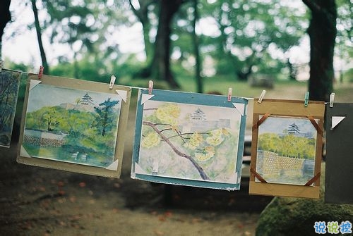 唯美簡(jiǎn)單的英文說(shuō)說(shuō)帶圖片 世人萬(wàn)千種浮云莫去求11