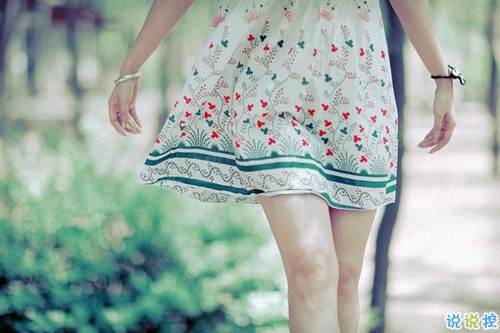 女生傷感心痛到窒息的圖片句子 所有的悲歡都是我一個人的灰燼9