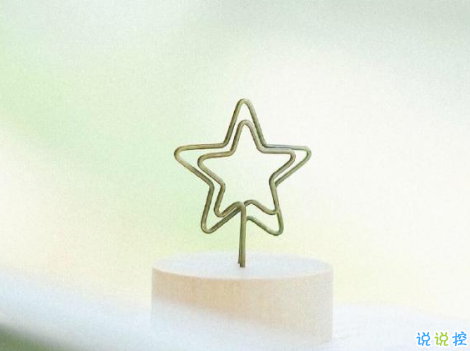 不得不放手離開的傷感說說 拿得起放不下的經(jīng)典說說1