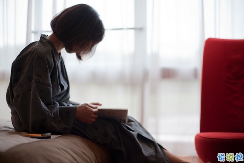 最新難過到心碎的傷感圖片說說 暗戀這場獨角戲5