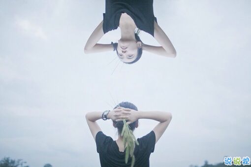 每個(gè)人都要經(jīng)歷的傷感成長的句子 寫給00后的傷感成長句子1