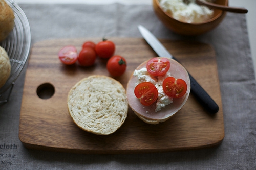 非常甜蜜的關(guān)于愛情的說說帶圖片 突然就覺得認(rèn)識你是件很美好的事情12