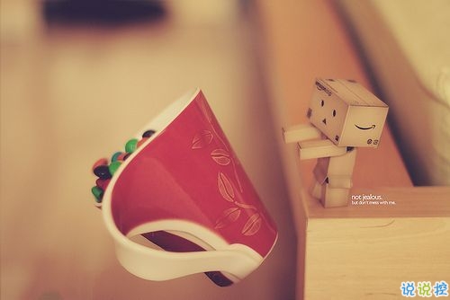 一個(gè)人掙扎的說(shuō)說(shuō)傷感心累帶圖片 睡不著心里不舒服的說(shuō)說(shuō)8