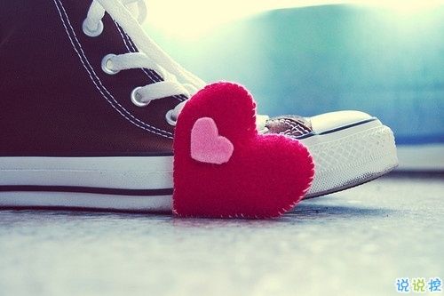 讓人不得不服的經(jīng)典說說帶圖片 2019朋友圈很流行的經(jīng)典說說14