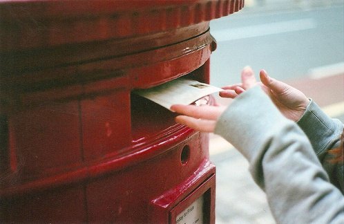 有詩(shī)意的簡(jiǎn)單但很有內(nèi)涵的說(shuō)說(shuō)帶圖片 躲過(guò)了爭(zhēng)吵決絕熬不過(guò)歲月漫長(zhǎng)1