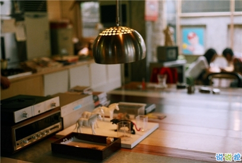 突然一瞬間悲傷難過(guò)的傷感說(shuō)說(shuō)帶圖片 抖音上很火的觸動(dòng)人心的傷感說(shuō)說(shuō)6