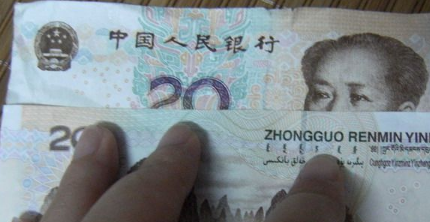 那些讓人捧腹大笑的搞笑職場(chǎng)生活說(shuō)說(shuō)帶圖 發(fā)呆是每個(gè)上班族的心愿10