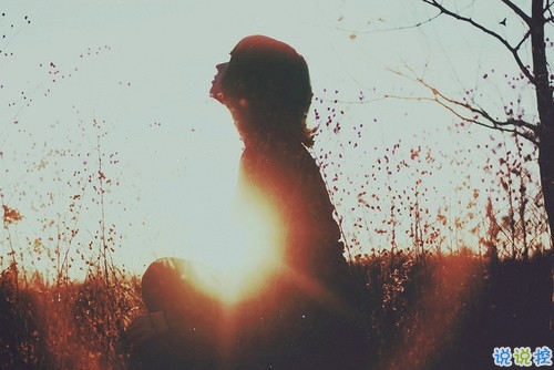 一句話淚流滿面的說說帶圖片 內(nèi)心瞬間被擊潰的經(jīng)典說說配圖15