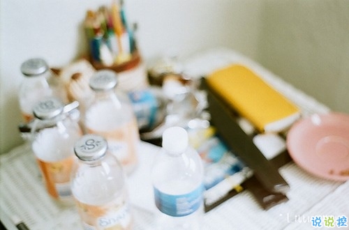 有些傷感的關(guān)于人生和成長的說說帶圖片 生活的本質(zhì)就是離別13