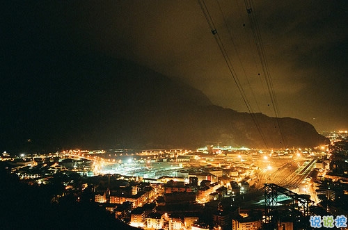 愛錯了人換來一身傷痕的說說大全 親身經(jīng)歷愛情得到的經(jīng)典傷感說說2