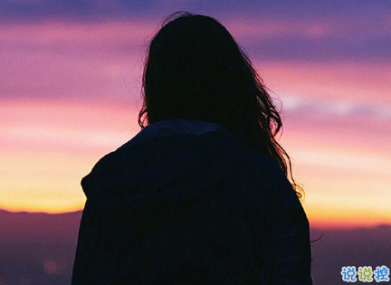 28條人生感悟經(jīng)典語錄 有內(nèi)涵值得學(xué)習(xí)的經(jīng)典句子2