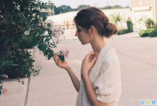 關于生活現(xiàn)實人生中的感悟的句子簡單而有道理的那種1