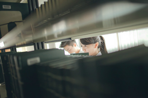 悄無聲息的默默暗戀一個人的傷感心情說說帶圖片1