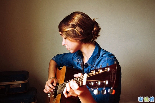 適合戀愛中的甜蜜發(fā)的說說帶圖片 我見過的全部風景都抵不上你一句我想見你6