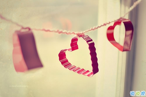 內(nèi)心真的很難過的傷感句子 對愛情難以釋懷無法忘記走不出來2