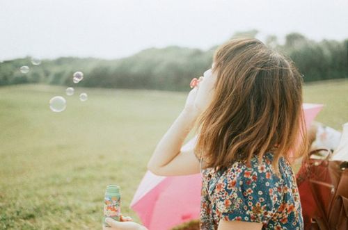 關(guān)于生活和人生很經(jīng)典的現(xiàn)實(shí)句子 很現(xiàn)實(shí)的經(jīng)典語(yǔ)錄大全2