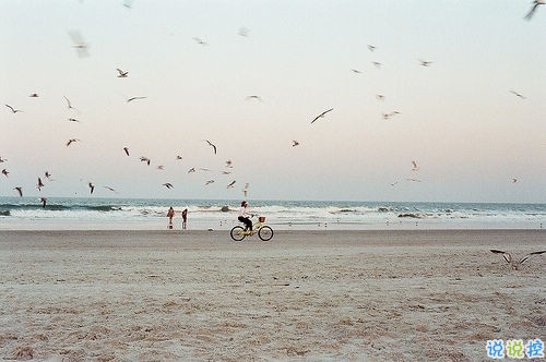 最新難過到心碎的傷感圖片說說 暗戀這場獨角戲13