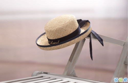 關(guān)于現(xiàn)實(shí)的人生感悟帶圖片 27條值得收藏和學(xué)習(xí)的經(jīng)典說說大全14