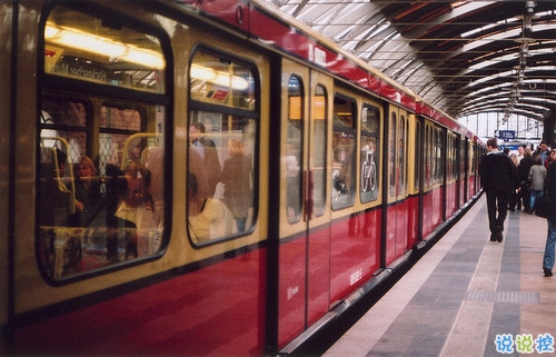 十二月治愈系早安說說2018精選帶圖片 麻煩十二月對我好一點(diǎn)12