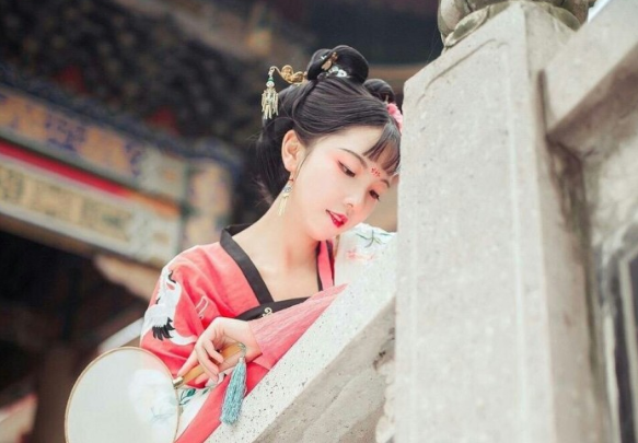 唯美仙氣十足的古風(fēng)詩詞說說帶圖片16