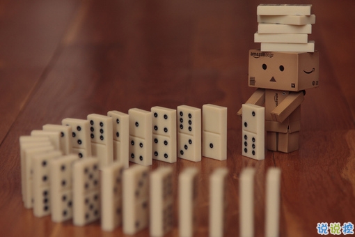 短一點(diǎn)的現(xiàn)實(shí)經(jīng)典說(shuō)說(shuō)帶圖片 社會(huì)很現(xiàn)實(shí)道理很真的說(shuō)說(shuō)11