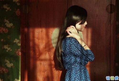 2018女生傷感難過圖片說說 我愛你愛了整整一個(gè)曾經(jīng)7