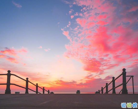 微信朋友圈可愛(ài)句子配圖 女生朋友圈俏皮可愛(ài)的愛(ài)情句子帶圖片1