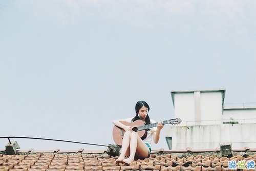 關(guān)于感情中的愛恨情仇的傷感句子帶圖片 其實(shí)你并沒有那么堅(jiān)強(qiáng)6