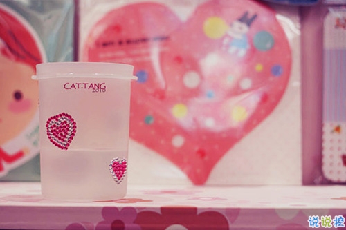 孤獨(dú)的人在深夜中感到心情不好的心情說說 一個(gè)人感到很憂傷寂寞的心情說說2