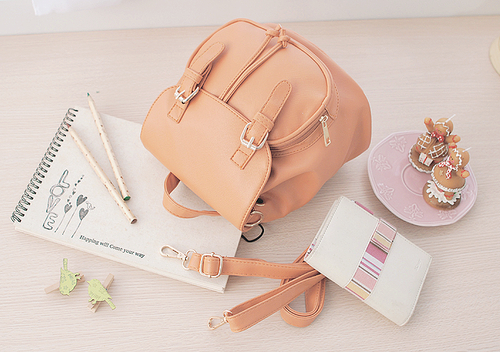 甜蜜又充滿少女心的愛情說說帶圖片 你說我是個溫柔的人其實我在你面前才最溫柔8