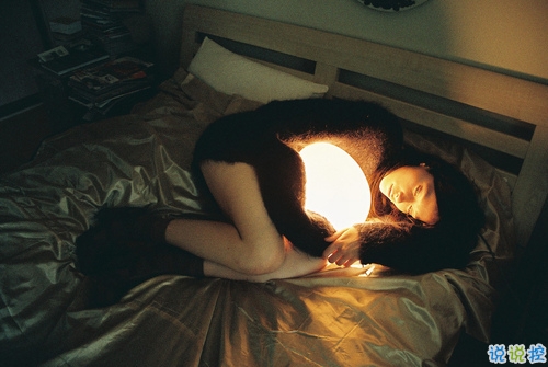 觸動(dòng)心靈經(jīng)典一句話說說帶圖片 字字觸動(dòng)心靈的唯美文藝說說7