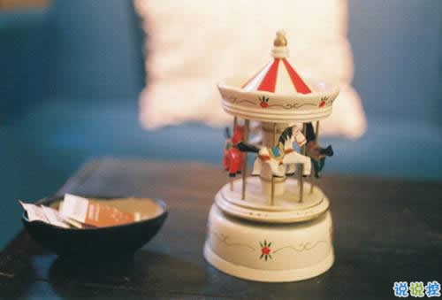 想你的說(shuō)說(shuō)微信心情短語(yǔ) 時(shí)時(shí)刻刻都在想你的說(shuō)說(shuō)1