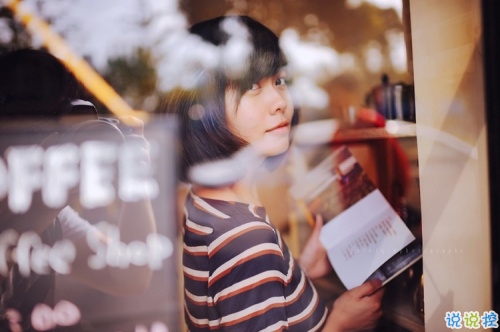 適合戀愛中的甜蜜發(fā)的說說帶圖片 我見過的全部風景都抵不上你一句我想見你9