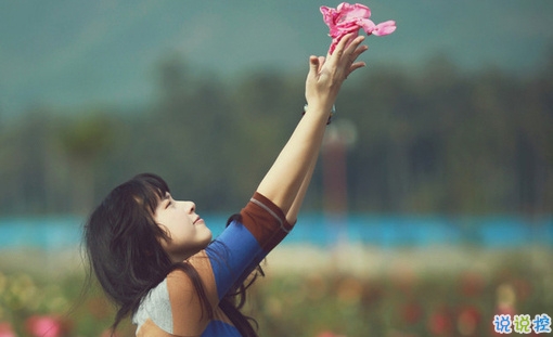 2019傷感的除夕說說一個(gè)人過 除夕傷感微信說說有點(diǎn)想哭2