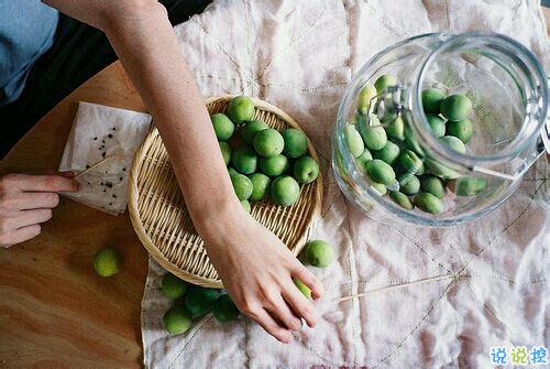 唯美傷感愛情說說帶圖片 我總不能耗盡一生換一句你的有可能3