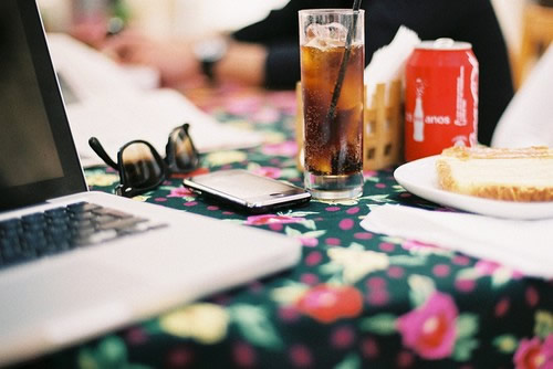 關(guān)于生活的有點(diǎn)傷感但很現(xiàn)實(shí)的圖片說(shuō)說(shuō) 哭也不會(huì)改變什么這個(gè)世界從來(lái)不會(huì)對(duì)任何人溫柔4