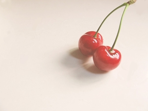 有哪些詩歌讀到后心里像開出了一朵花？3