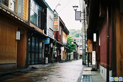 那些和青春夏天有關(guān)的唯美簡(jiǎn)單小清新圖片句子 陽(yáng)光傾落風(fēng)雨都不舍9