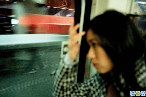 一句話經(jīng)典愛(ài)情說(shuō)說(shuō)帶圖片 長(zhǎng)大后我們都得學(xué)會(huì)的愛(ài)情哲理5