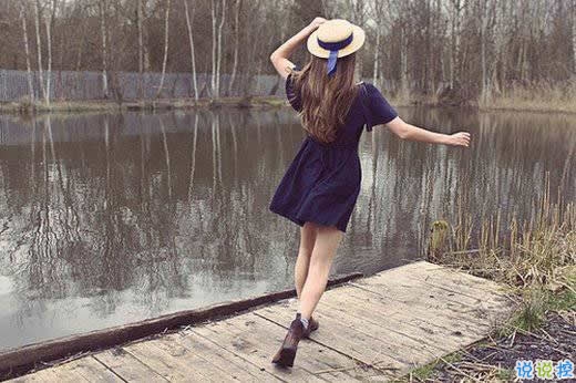 人生感悟簡(jiǎn)單一句話卻很有道理的說說帶圖片4