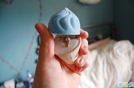 知性女人用的唯美朋友圈說說圖片 剪一段愛的時(shí)光永久收藏6