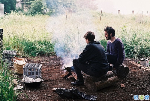 2018點(diǎn)贊最多的說(shuō)說(shuō)加圖片：速熱的人也速凍，熱鬧的人易散場(chǎng)11