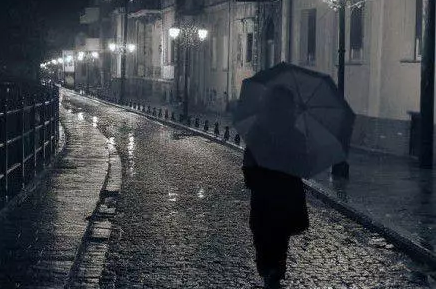 2018最新寫(xiě)給傻傻的自己配圖 傻傻的話(huà)寫(xiě)給自己一段話(huà)圖片6