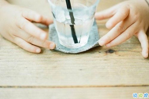 文字控偏愛的愛情說說配圖 很經(jīng)典的有哲理精辟愛情說說6