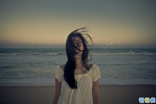 關(guān)于愛情簡單又有道理的句子配圖 愛情是一個人的天荒地老3