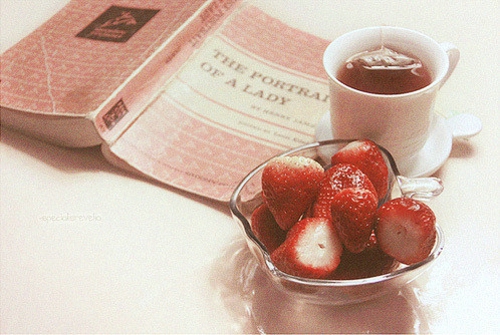 關(guān)于生活人生的超勵志圖片說說 幸福就是放大快樂幸運就是熬過不幸6